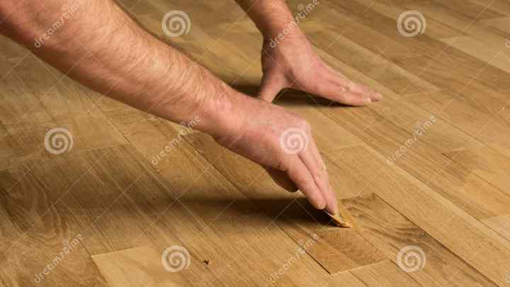 Як позбутися скрипу підлоги