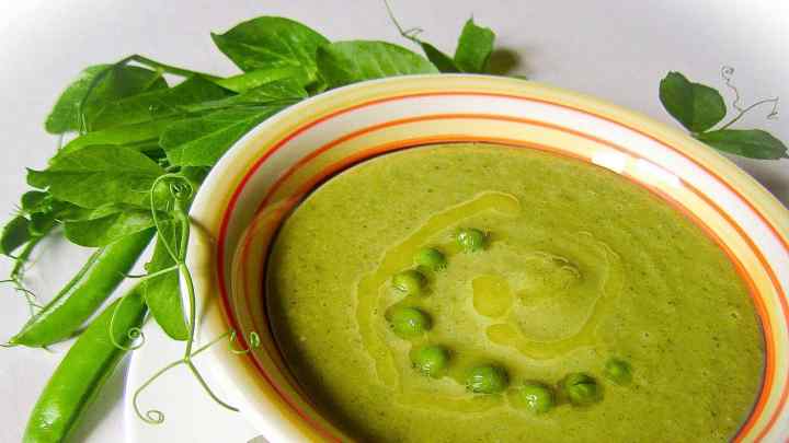 Суп-пюре із зеленого горошка з м 'ятою