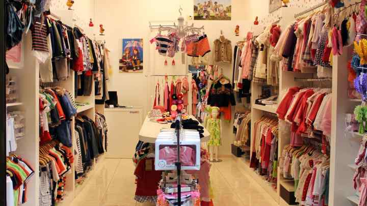 Як відкрити маленький магазин одягу