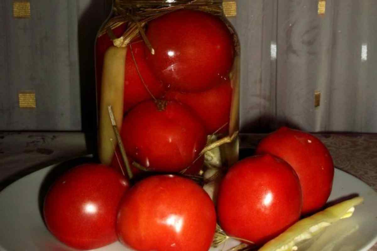 Помідори мариновані: заготовки з помідор