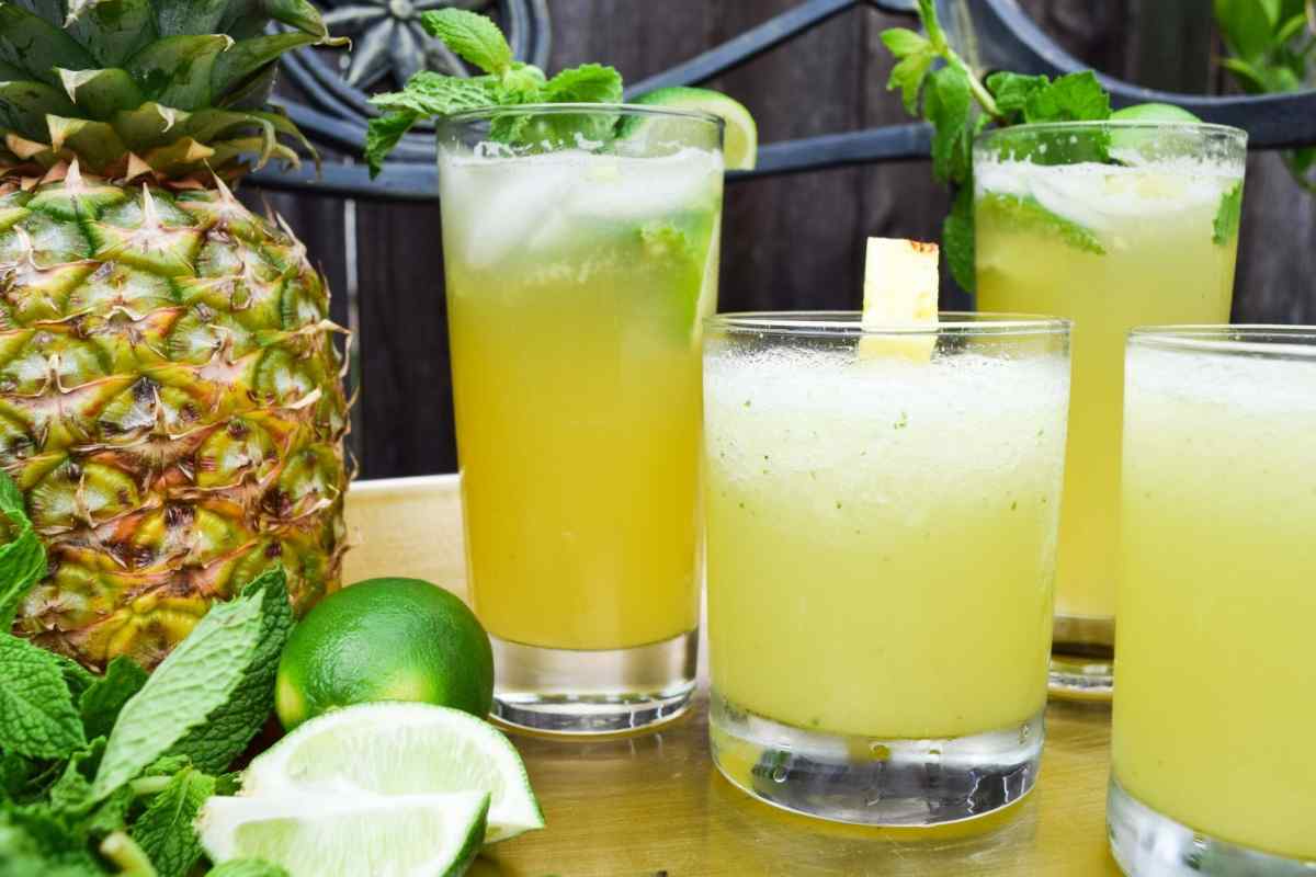 Як приготувати коктейль з ананасовим соком
