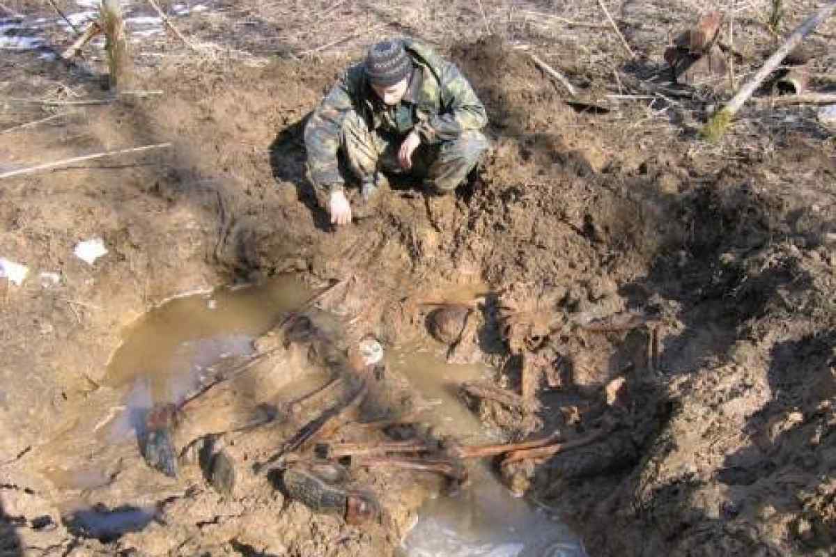 7 армійських "джипів", які граючи долають і болота, і піски