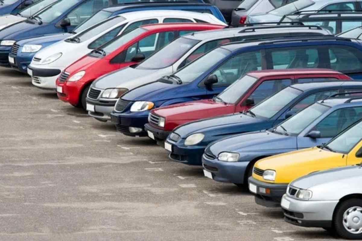 5 особливостей автомобіля, які можуть добре збити ціну при продажу на вторинному ринку