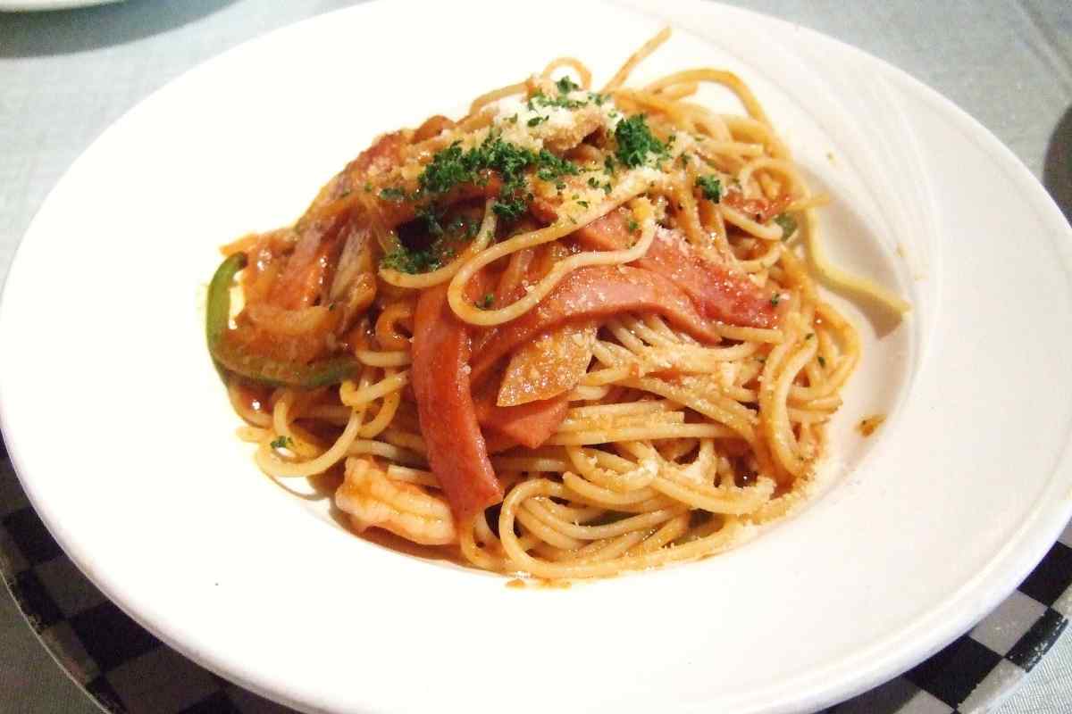 Як приготувати спагеті з шинкою