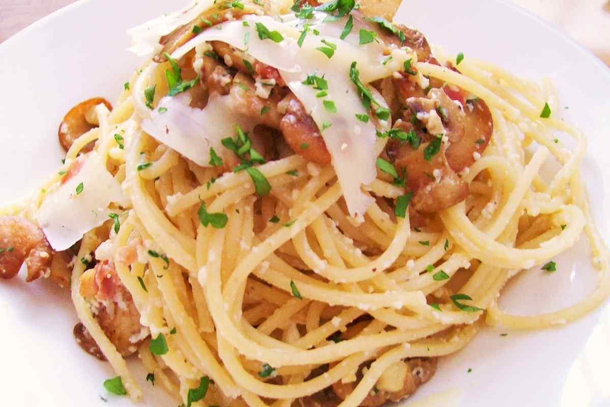Як приготувати спагеті з кальмарами