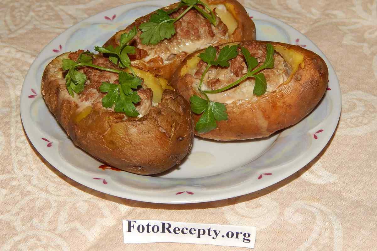 Як приготувати картоплю фаршировану