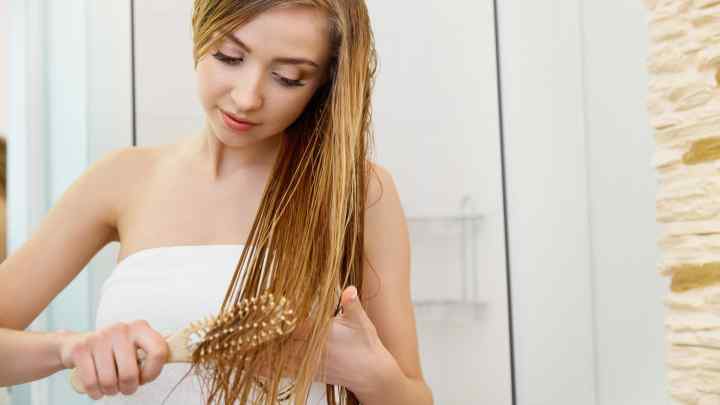 Як стимулювати зростання волосся: перевірений метод
