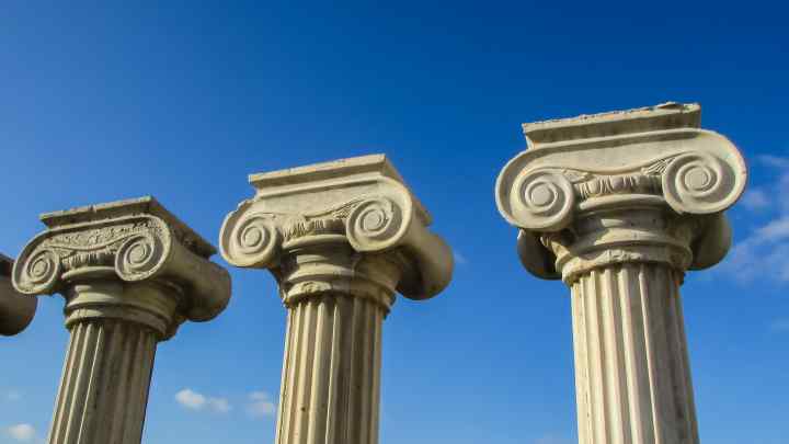 Як виглядали грецькі колони