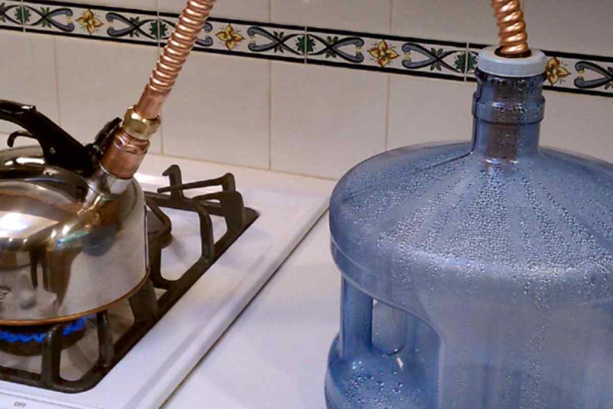 Как получить дистиллированную воду в домашних
