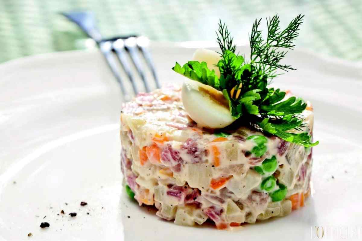 Як приготувати салат "" Олів 'є "": два незвичайні рецепти