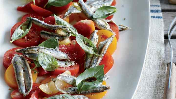 Морський салат з помідорами 