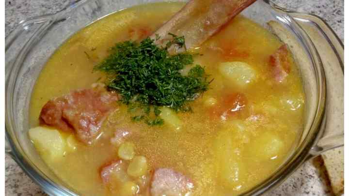 Як приготувати гороховий суп з ребрышками
