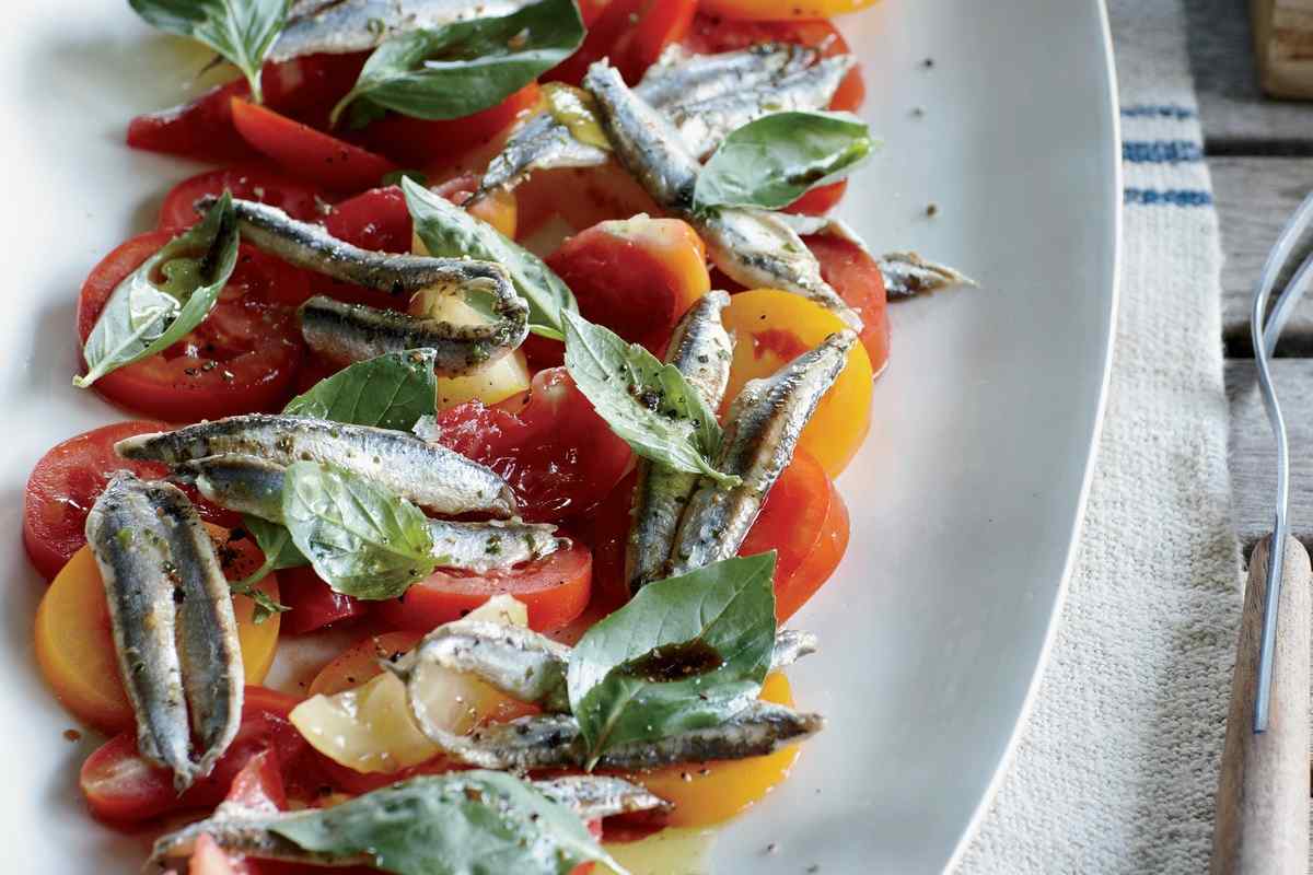 Рецепти салатів з помідорами черрі