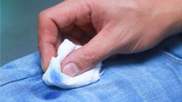 Як вивести чорнило з тканини