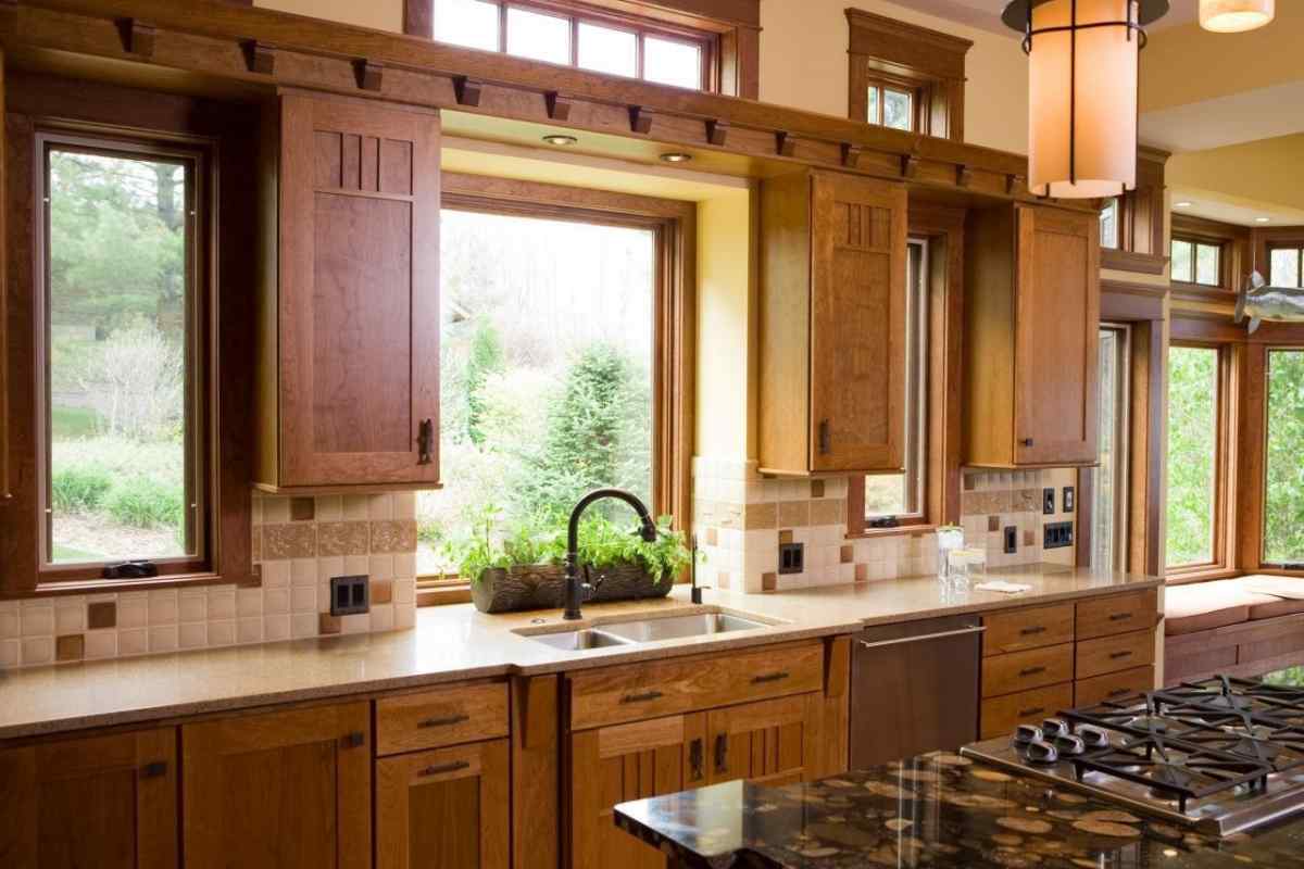 Дизайн вікна на кухні: цікаві ідеї