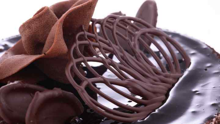 Як зробити фігурки з шоколаду
