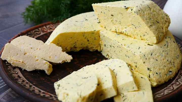 Домашній сир: як приготувати смачно