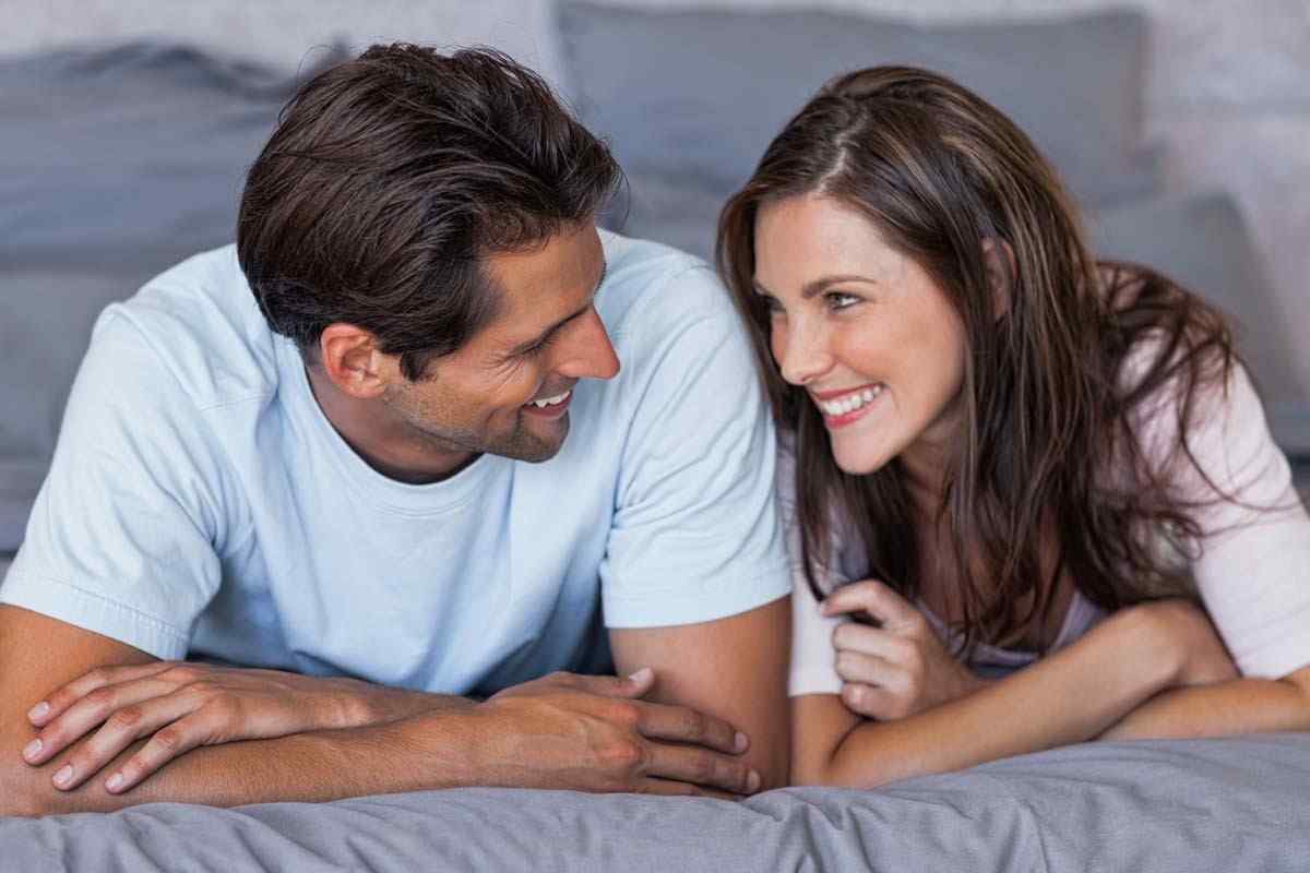 Як поводитися на першому побаченні з чоловіком