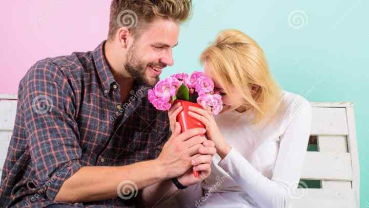 Які квіти подарувати дівчині на першому побаченні