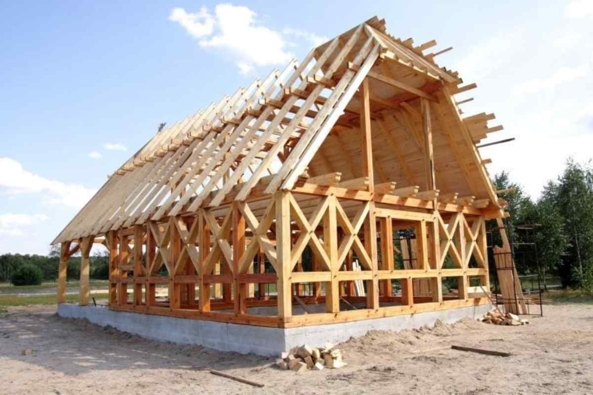 Як побудувати дах дерев 'яного будинку