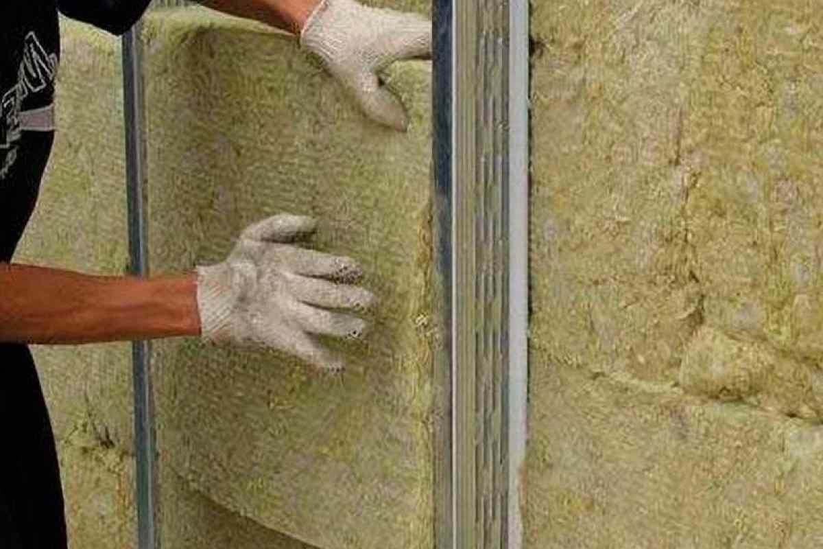 Як утеплити стіни на дачі
