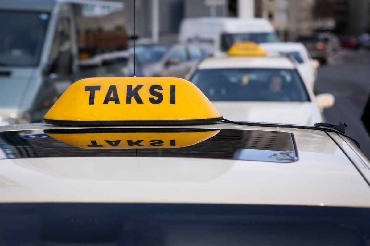 Як відкрити бізнес таксі