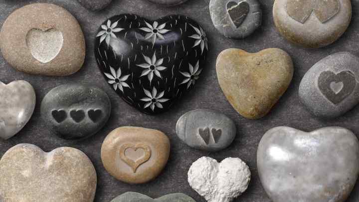 Який камінь приваблює любов