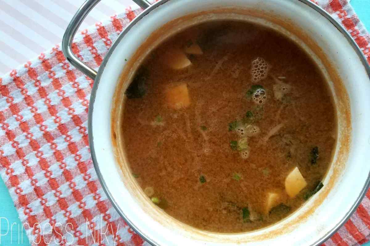 Як приготувати суп у горщиках у духовці
