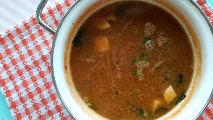 Як приготувати суп у горщиках у духовці