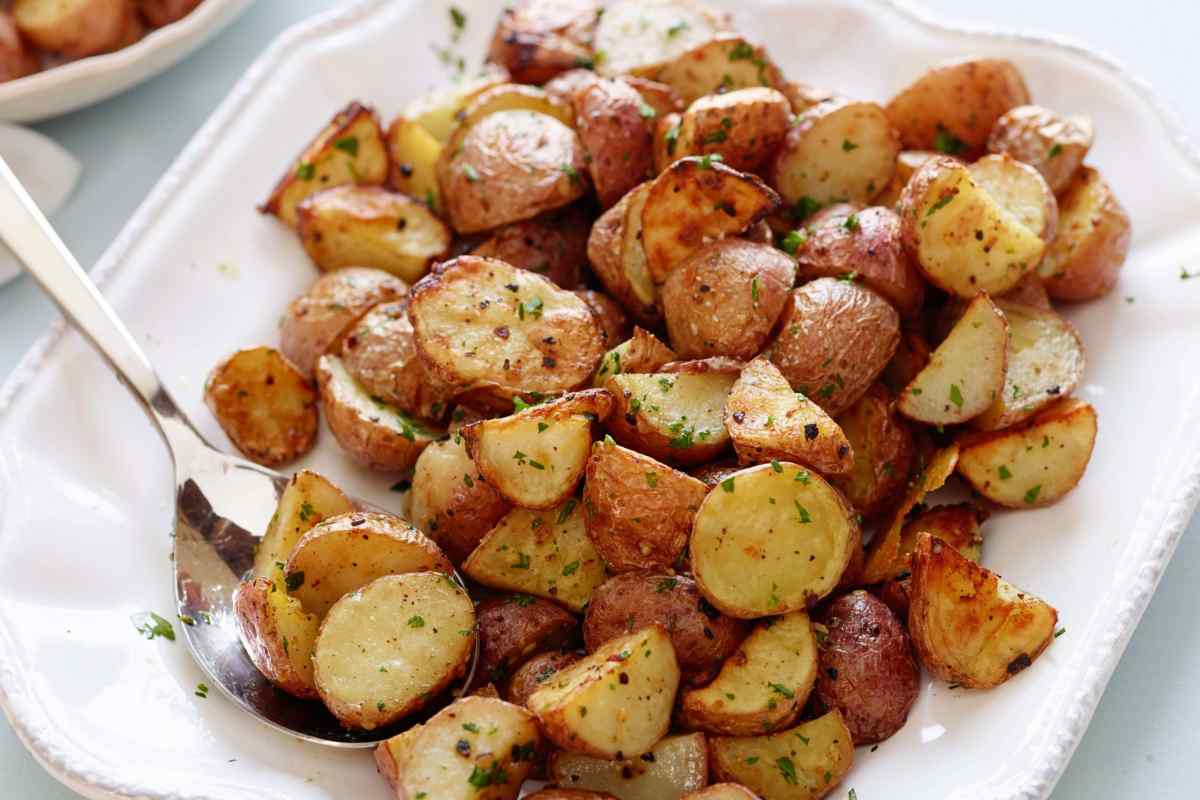 Як солити картоплю