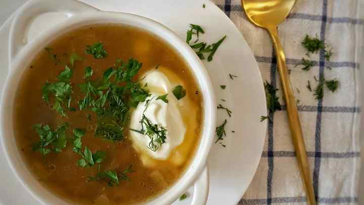 Як зварити суп у горщиках у духовці