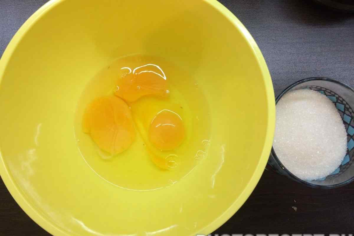 Як збити яйця в піну