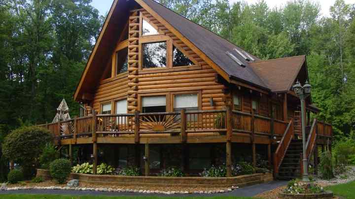 Як виглядає дерев 'яний будинок