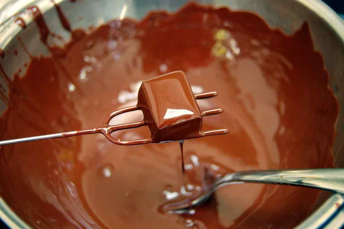 Як зробити рідкий шоколад
