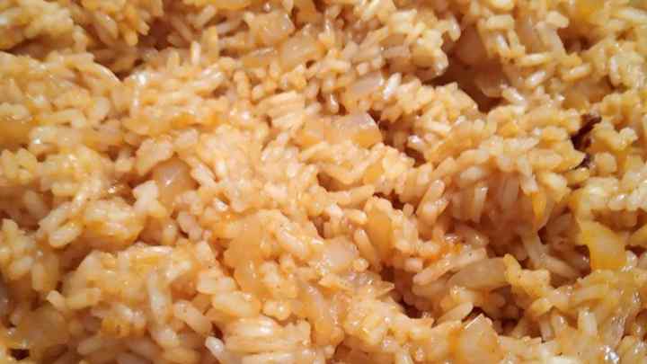 Як приготувати звичайний рис дуже смачно