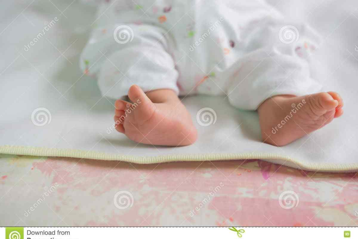 Який розмір ноги у новонародженого