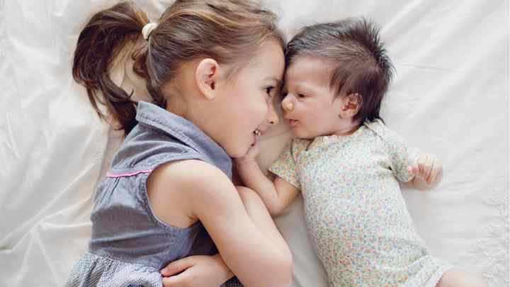 Як підготувати дитину до появи брата чи сестри