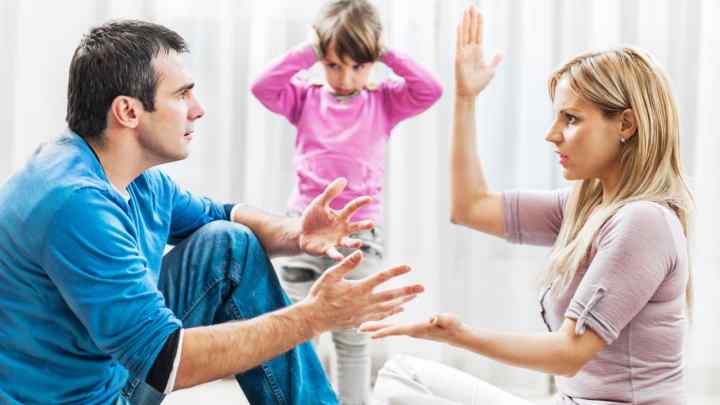 Як побудувати довірливі стосунки в сім 