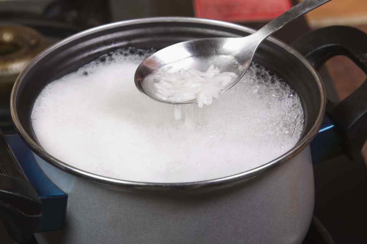 Як готувати рис на воді