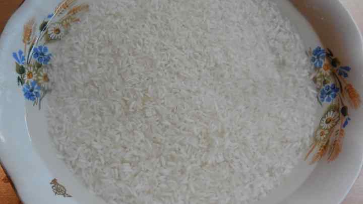 Як правильно варити рис, щоб він був розсипчастим