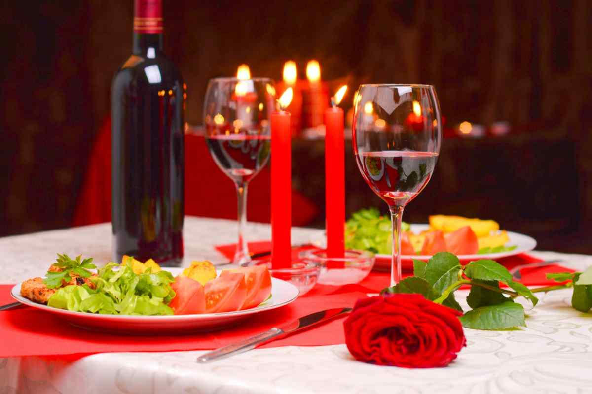 Як швидко приготувати романтичну вечерю