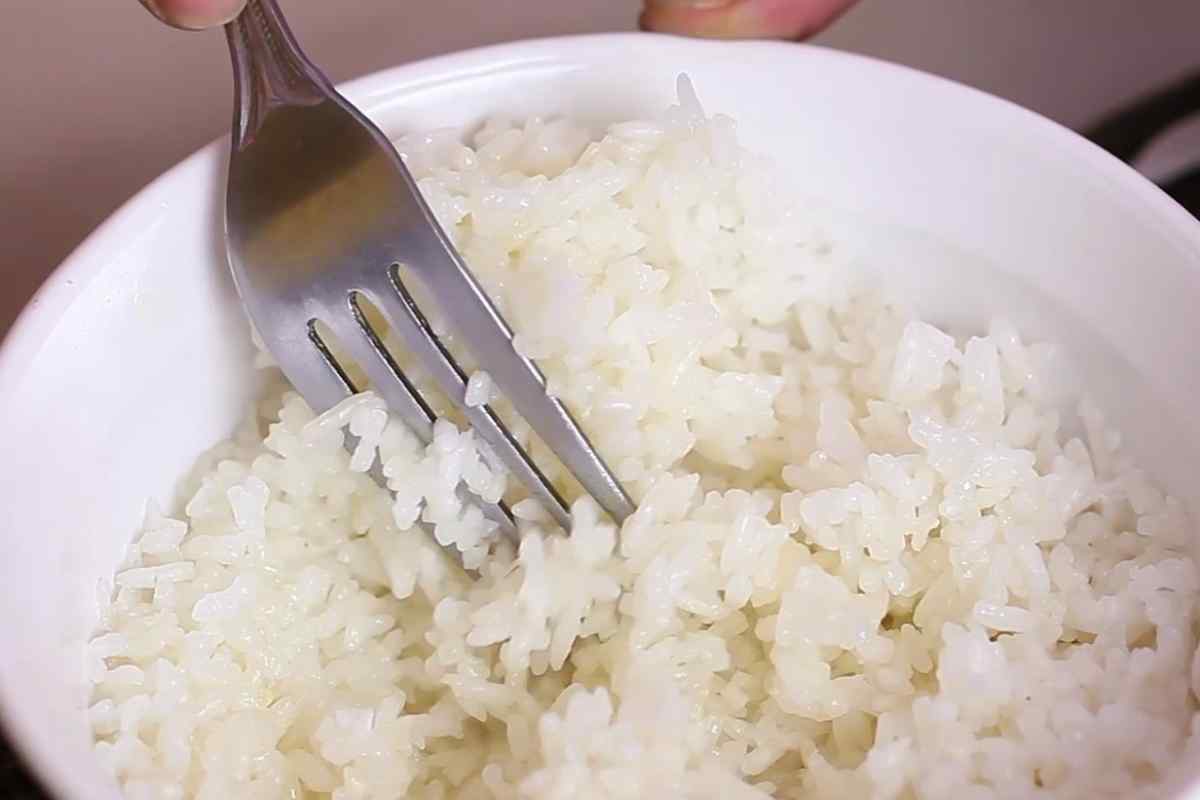 Як варити рис для салату