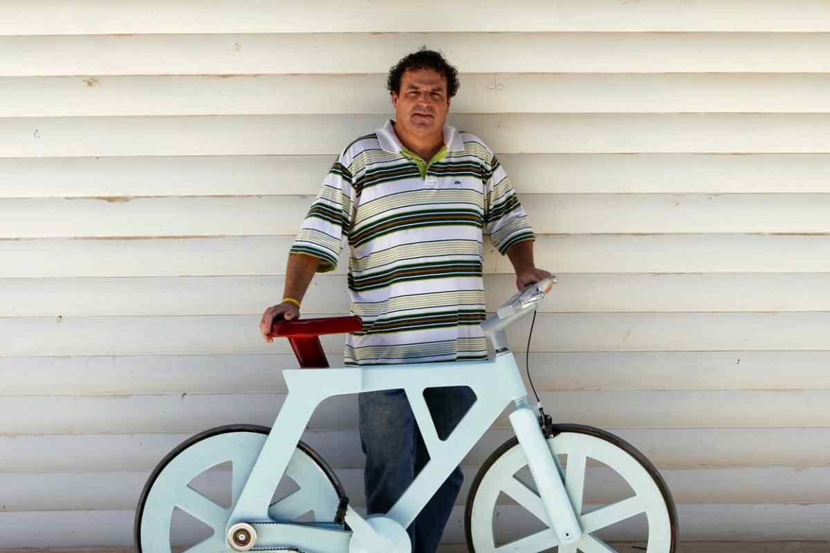 Найдешевший і найлегший велосипед. Cardboard Alfa bike, розроблений Іцгаром Гафні (Izhar Gafni)