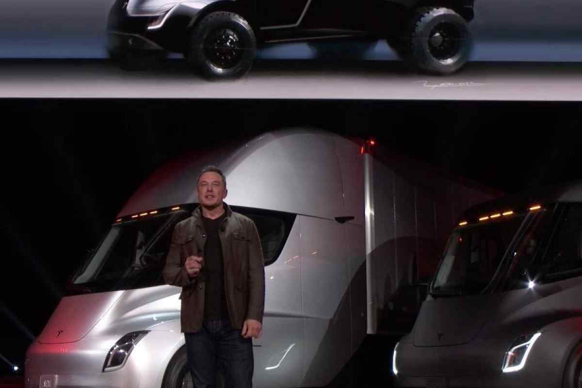 Ілон Маск показав електровантажівку з автопілотом, який розганяється швидше за суперкара
