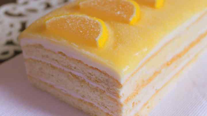 Як приготувати смачний лимонний торт