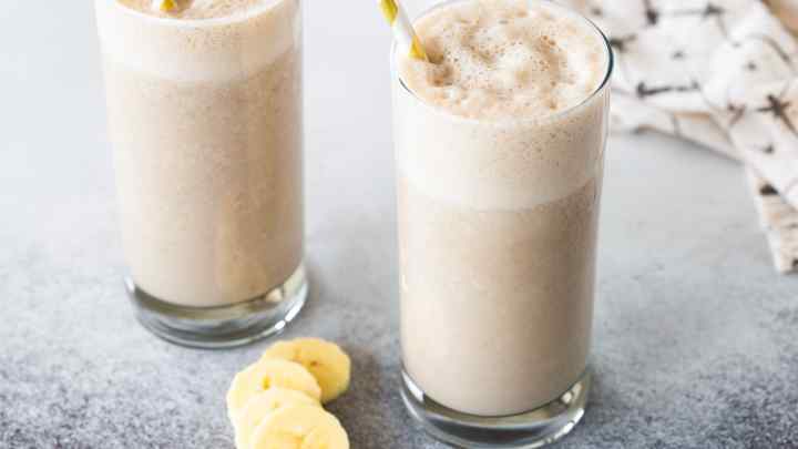 Як приготувати молочний коктейль з бананом