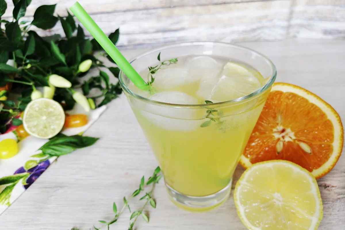 Як приготувати лимонно-сметанний напій
