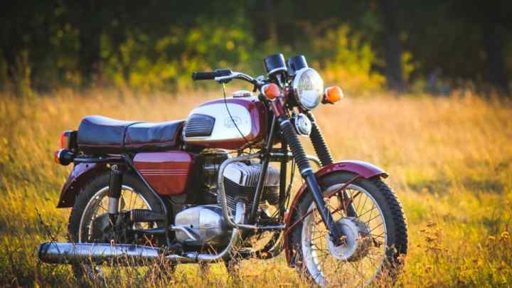 10 радянських мотоциклів, про які мріяли всі хлопчаки
