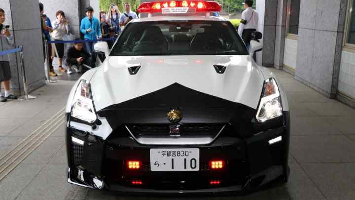 Швидше камікадзе: 9 автомобілів, на яких вершить правосуддя поліція Японії