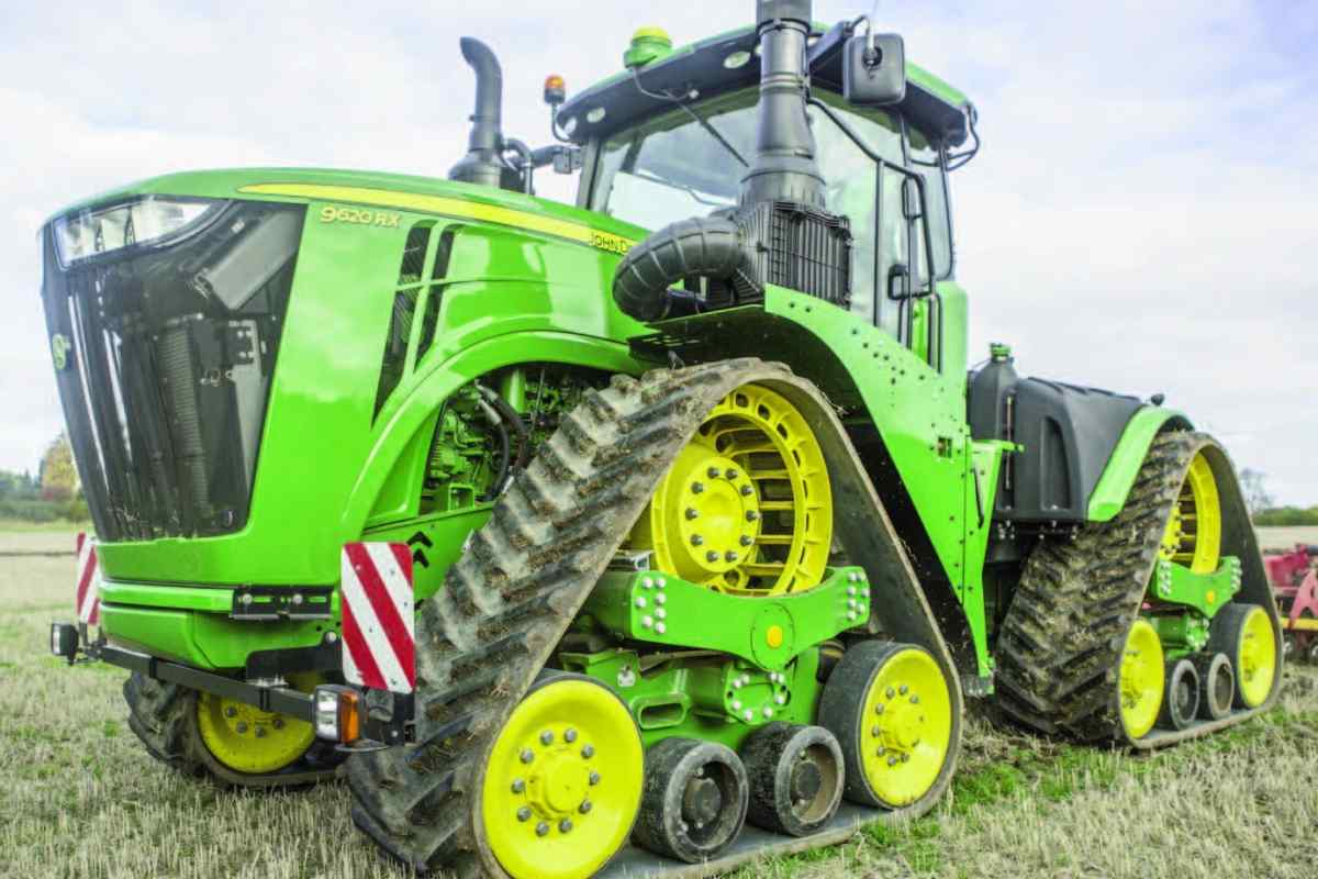 6 сільськогосподарських тракторів, які не знають собі рівних за потужністю